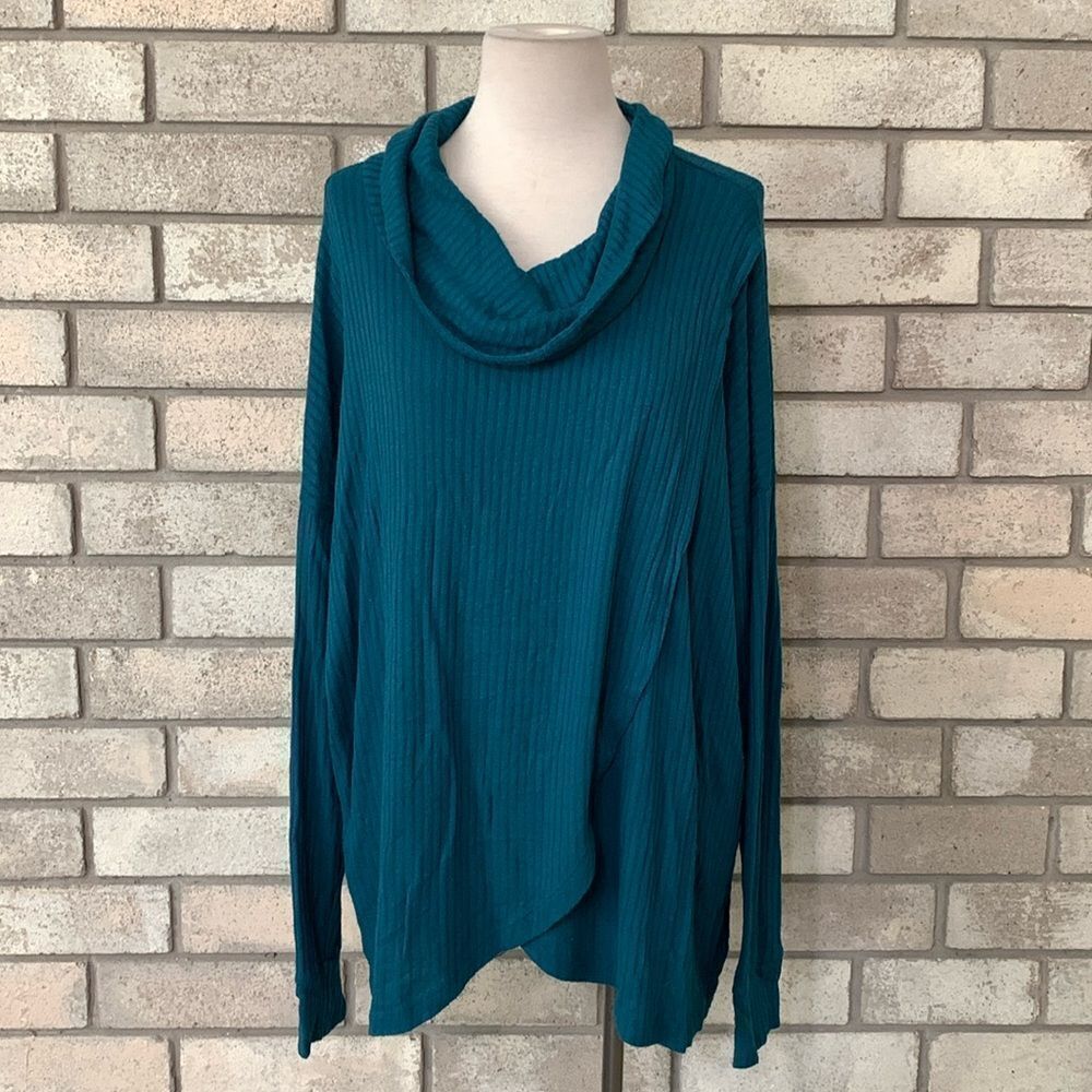 a:glow Teal Women's Sweater